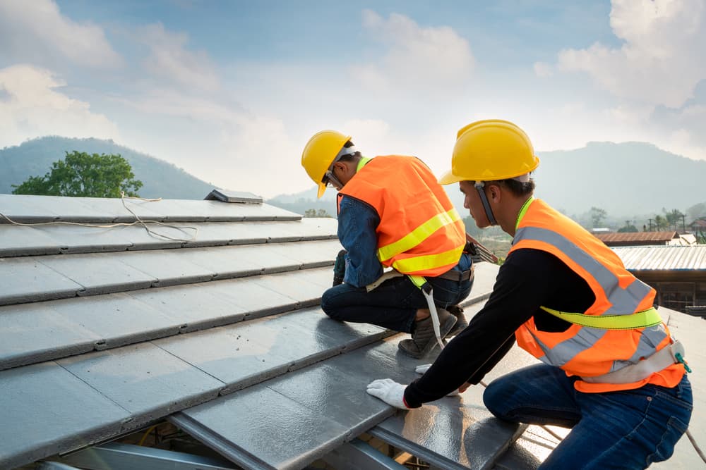 roof repair in Cloverdale CA